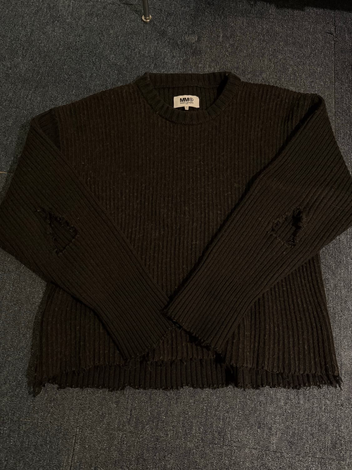 마르지엘라 Mm6 디스트로이드 니트 블랙 size : L 상품이미지3