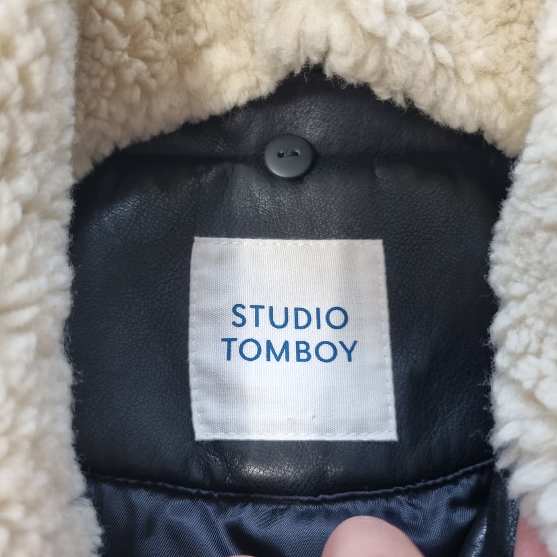 톰보이 크롭 무스탕  상품이미지4