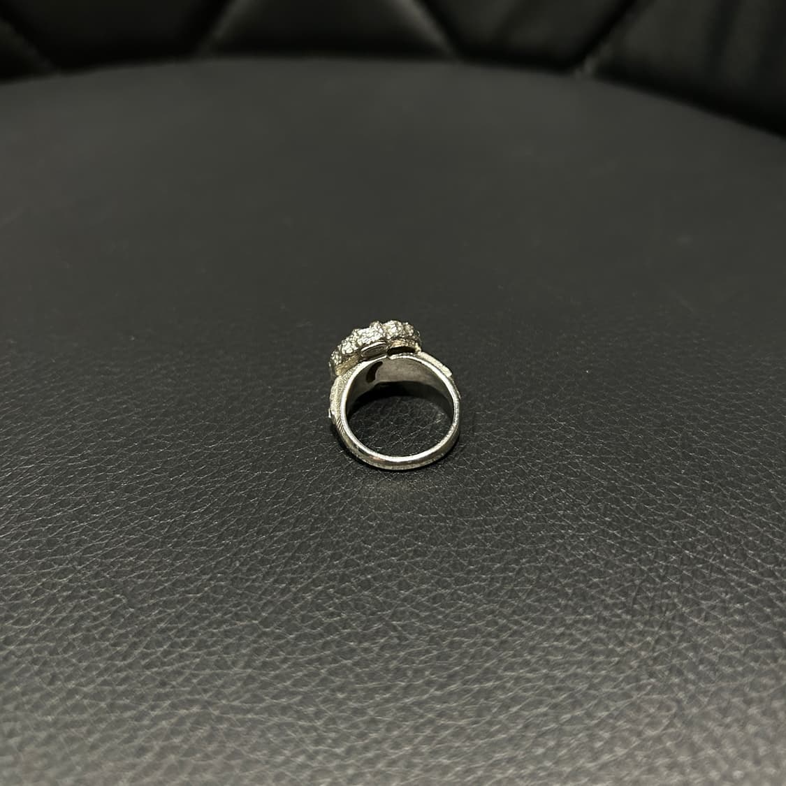 샤넬 잼스톤 크리스탈 문 반지 상품이미지4