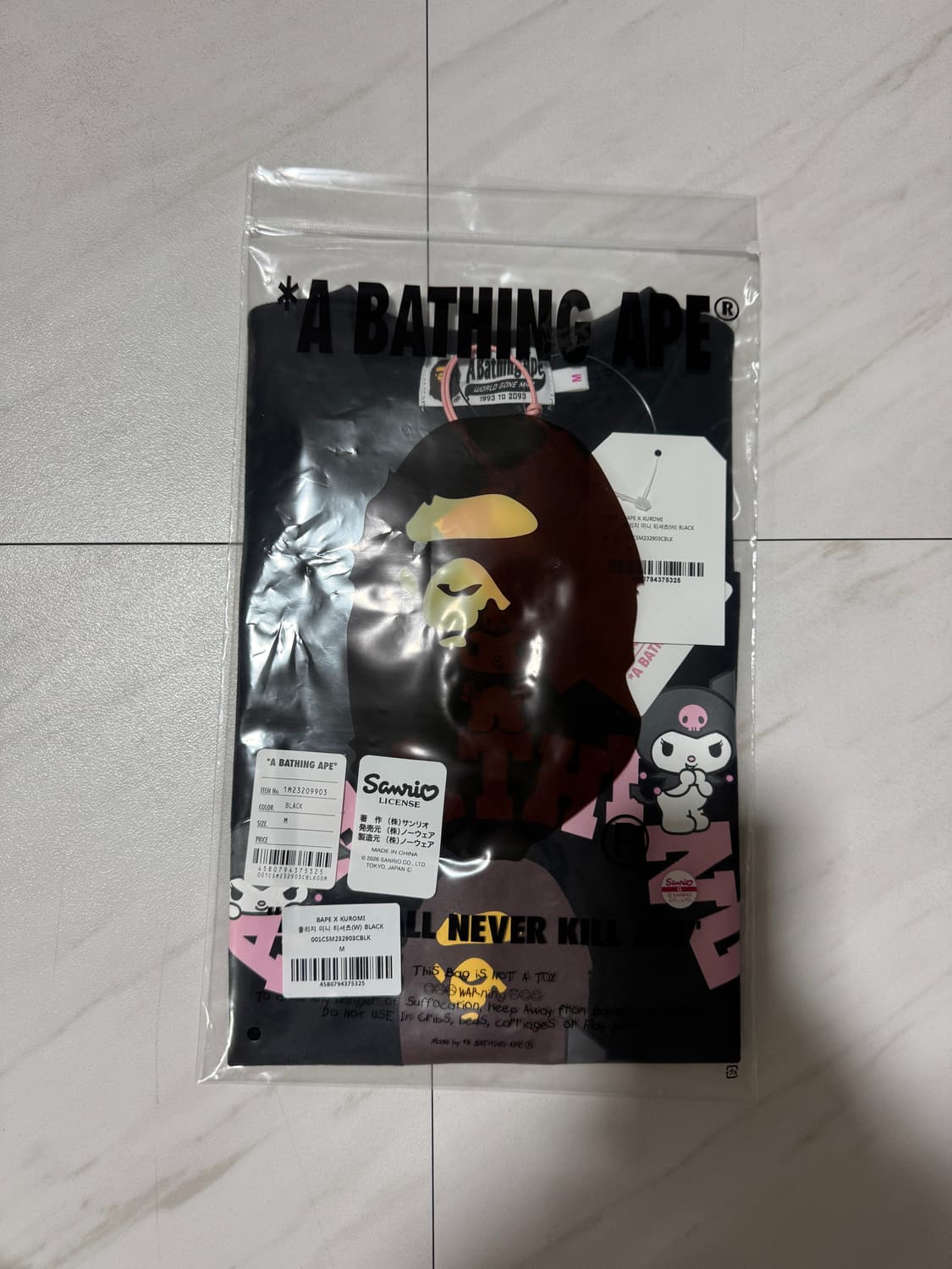 [BAPE X KUROMI] 콜리지 미니 티셔츠(W) BLACK 상품이미지2