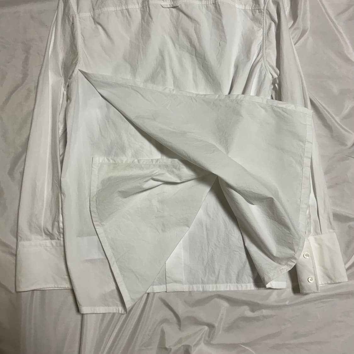 [39] 발렌티노 화이트 셔츠 상품이미지3