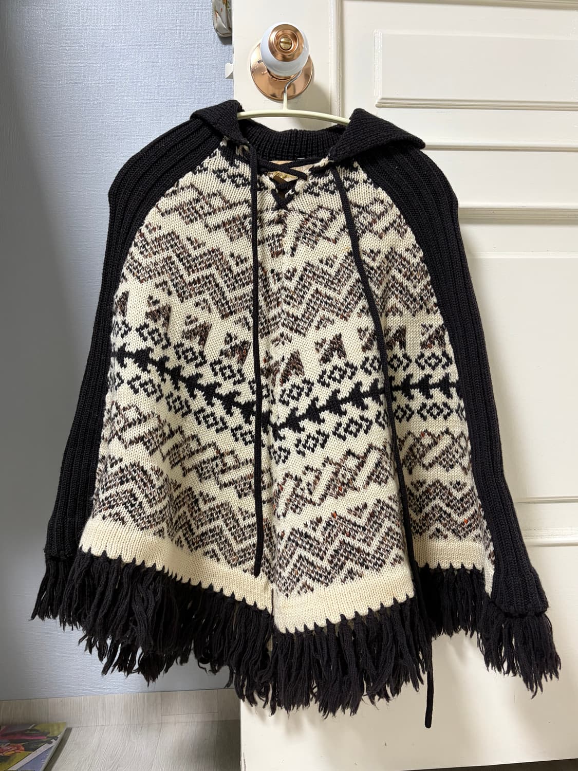 노르딕 케이프 판초 상품이미지1