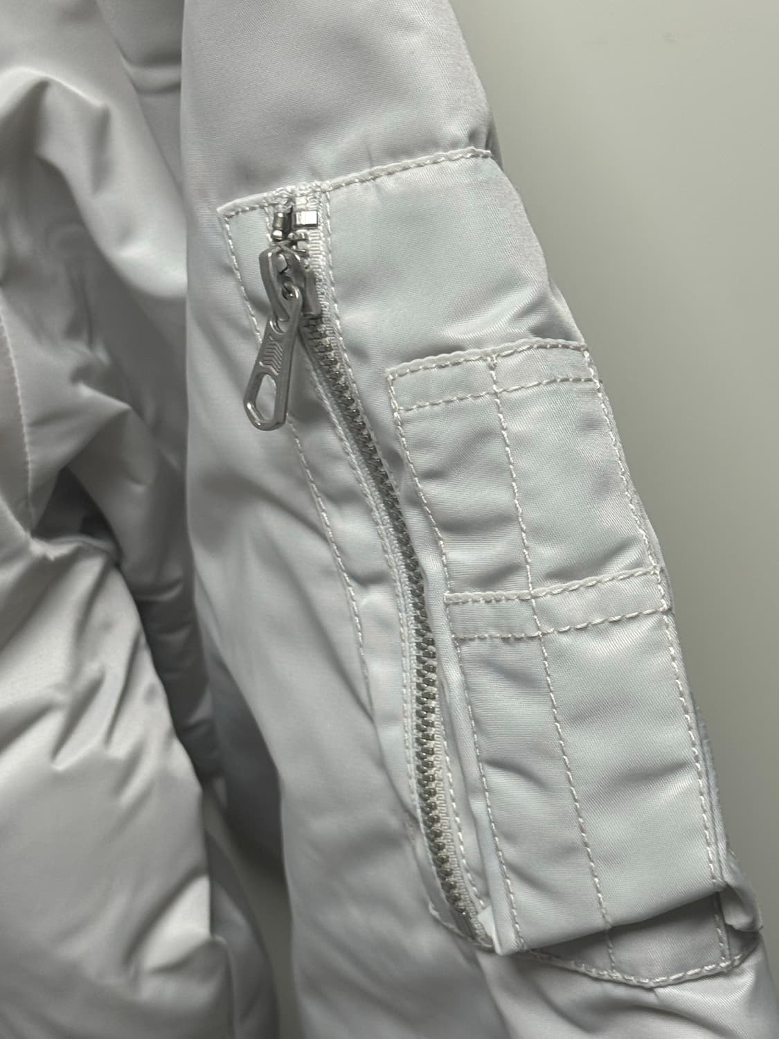 [L] 스투시 빌트 리버시블 봄버 그레이 상품이미지6