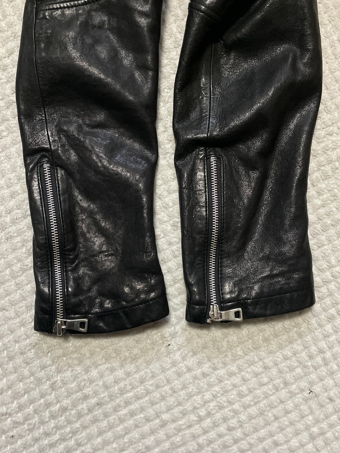 광희시장 웨스턴 무드 램스킨 양가죽 절개 레더 자켓 상품이미지8