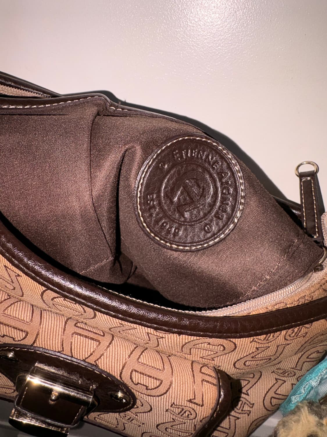 AIGNER classic buckle shoulder bag 상품이미지3