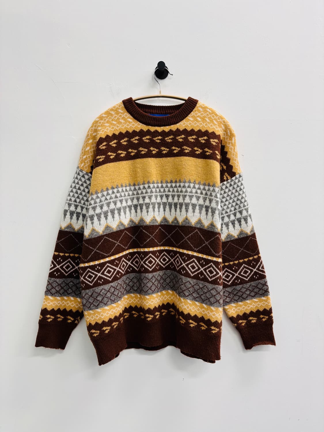 엘프릭 에덴(Aelfric Eden) 아가일 패턴 자카드 니트 브라운 상품이미지1