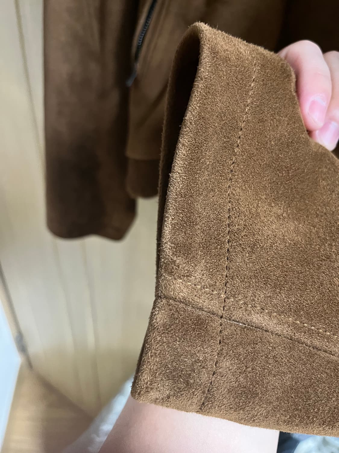 [4] 해칭룸 스웨이드 후드 점퍼 상품이미지4