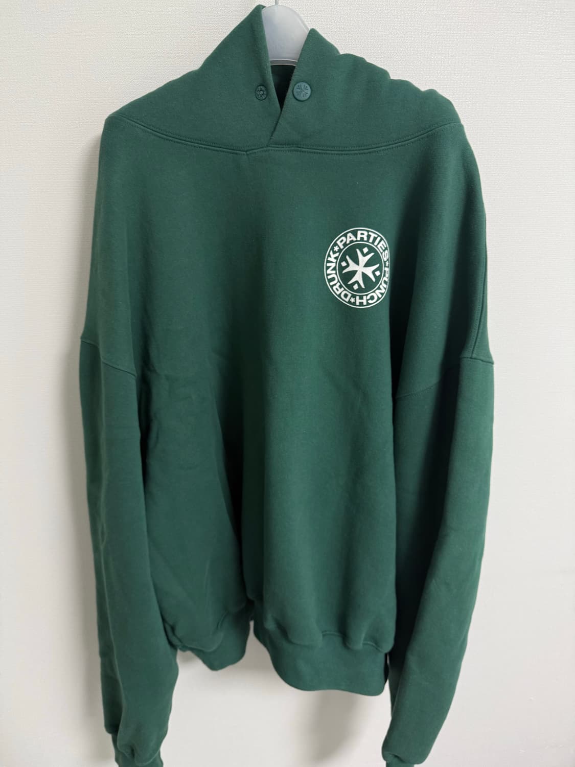 펀치드렁크파티즈 후드티 상품이미지1