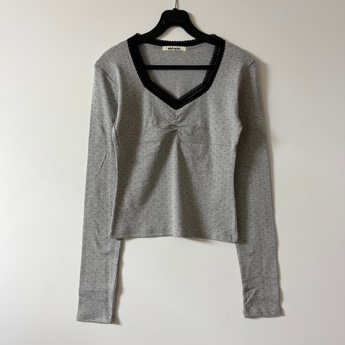 새상품 여자 도트 레이스 긴팔 상품이미지1