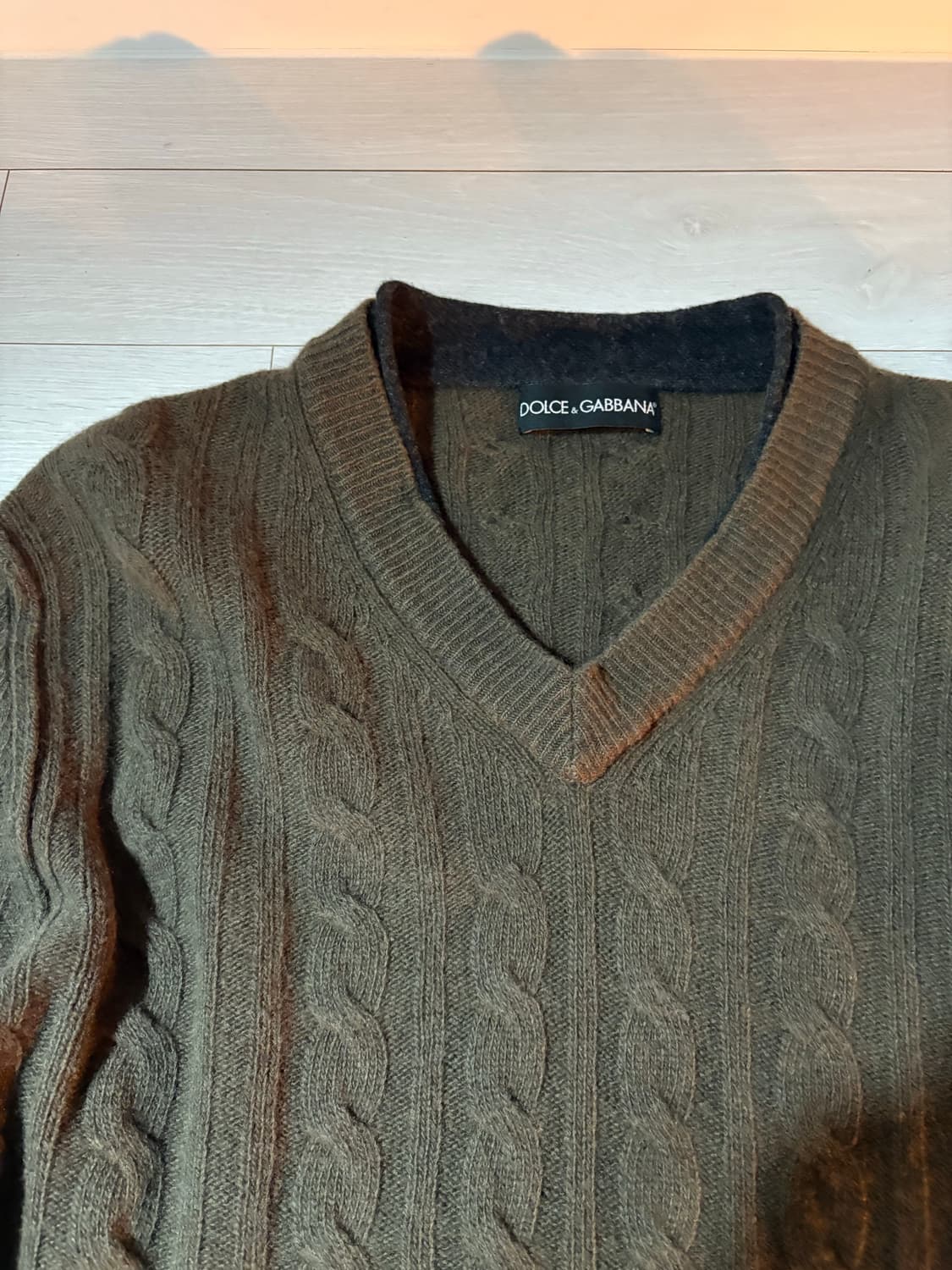 돌체앤가바나 레이어드넥 니트 상품이미지3