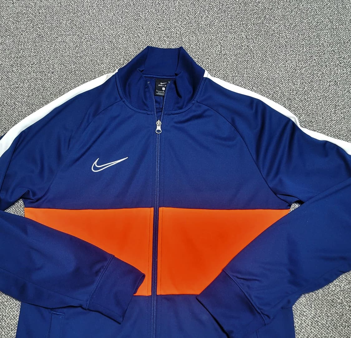 나이키 드라이핏 트레이닝 자켓 L사이즈 상품이미지2