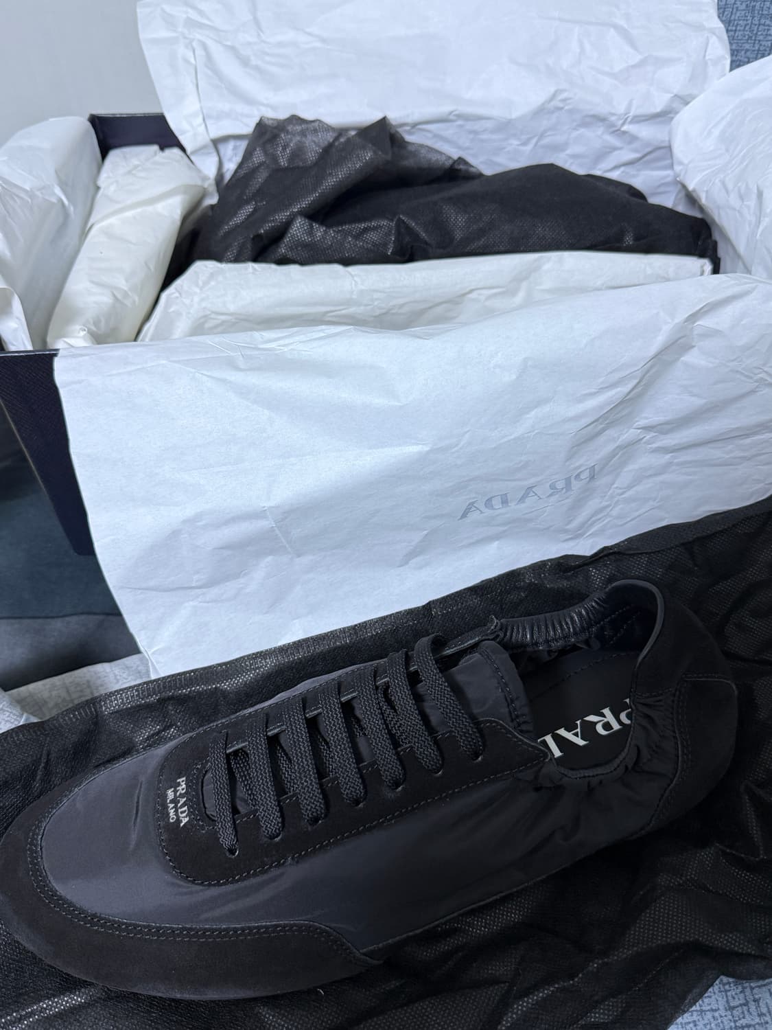 프라다 컬랩스 스니커즈 블랙(uk8.5) 상품이미지1