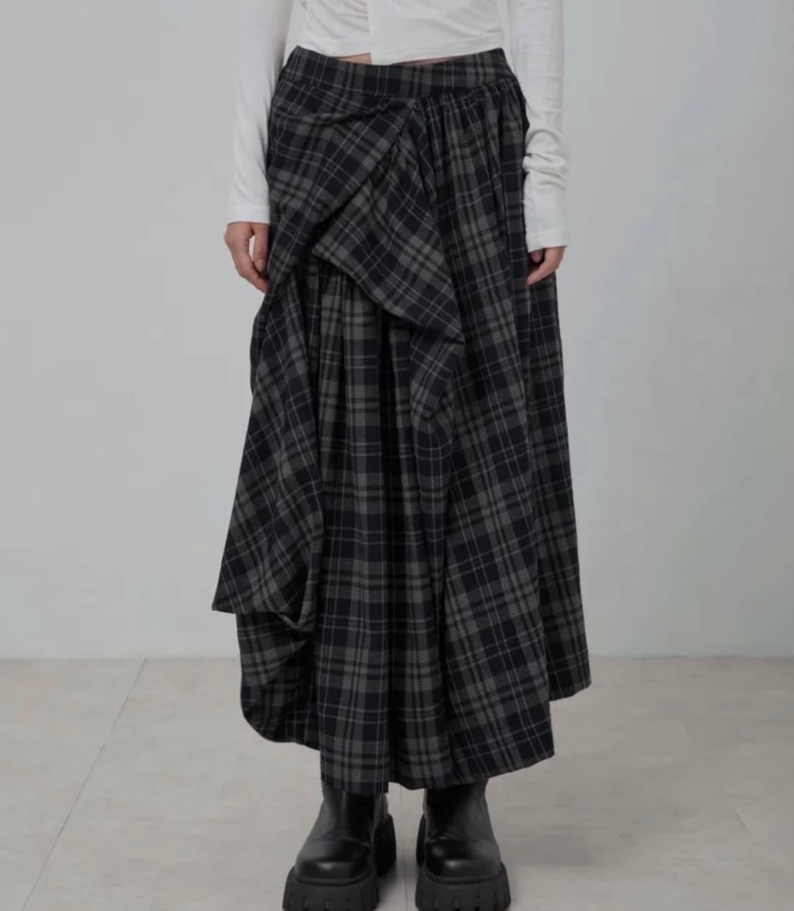 플레어업 비대칭 드레이프 레이어드 체크 롱스커트 상품이미지2