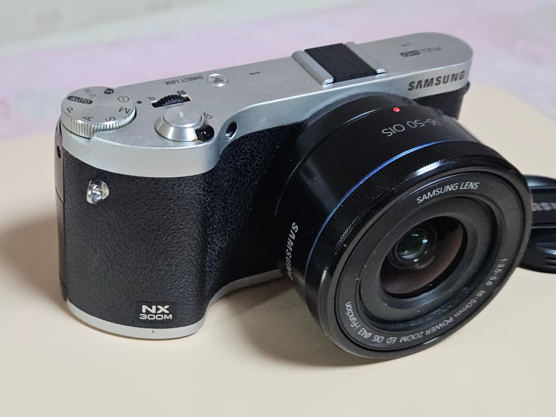삼성 NX300M 미러리스 카메라(사용감 있어요) 상품이미지2