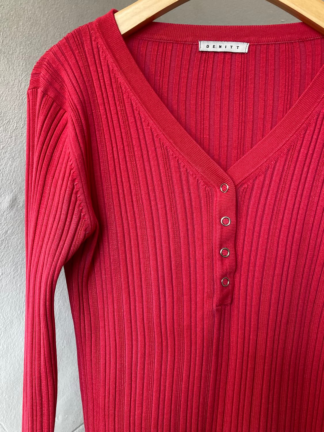 브이넥 버튼 골지 니트 상품이미지2