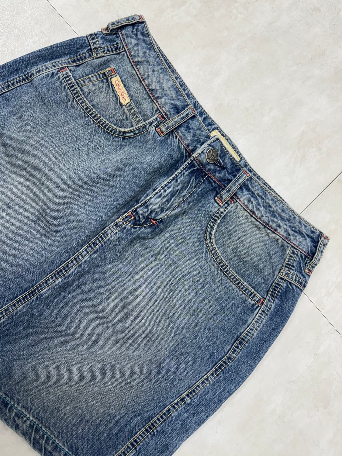 •캘빈클라인 Y2K 데님 미니스커트 상품이미지2