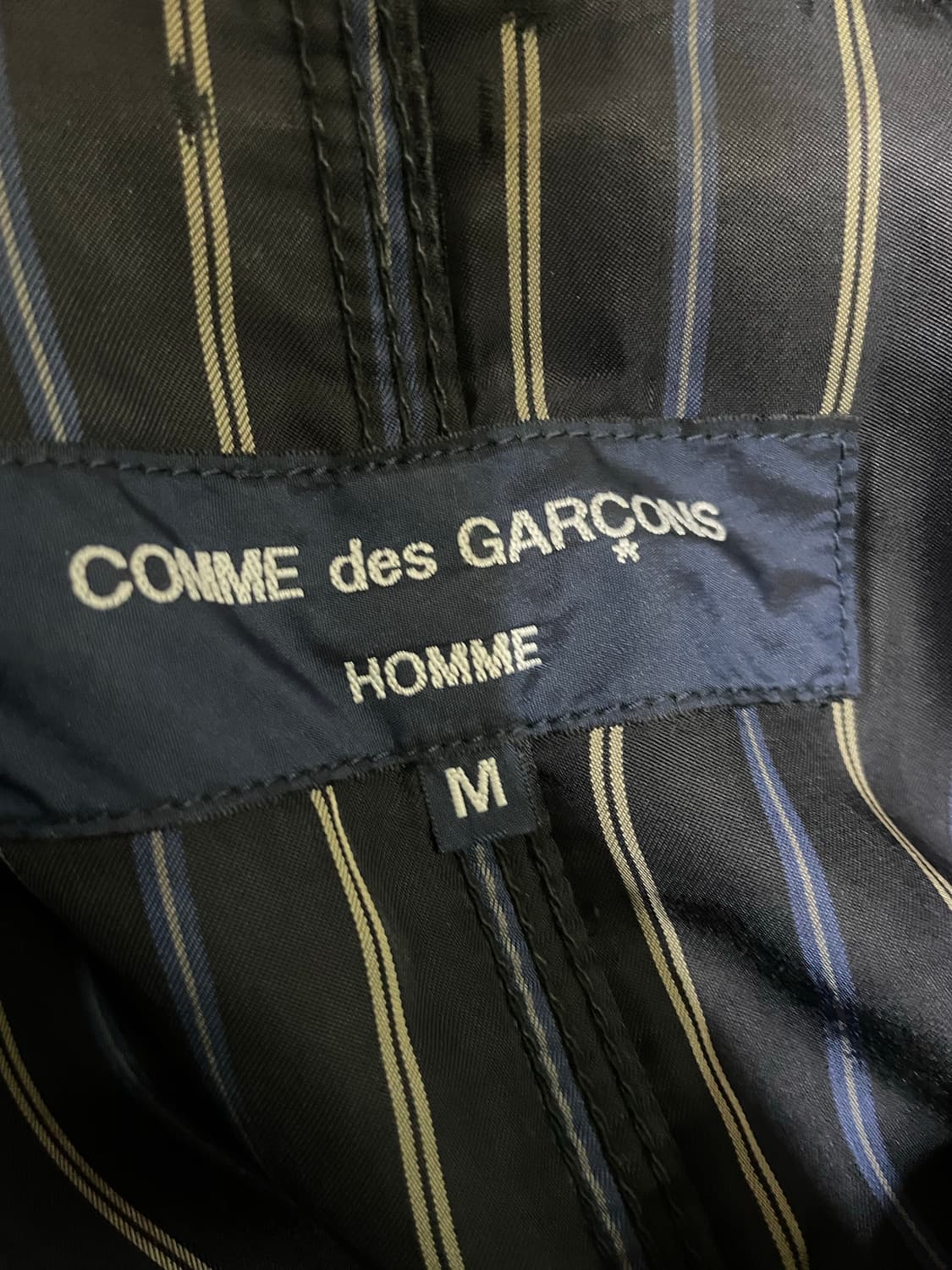 꼼데가르송 옴므 퍼커링 테일러드 자켓 상품이미지4