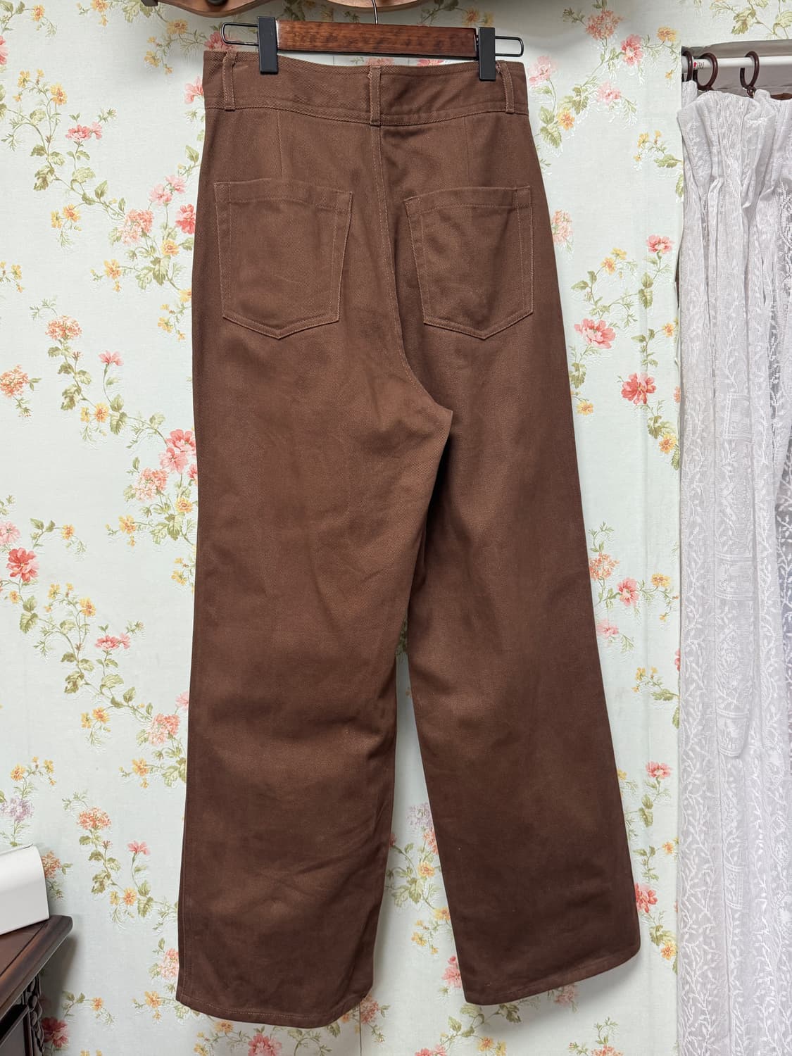 포버튼 브라운 팬츠 상품이미지2