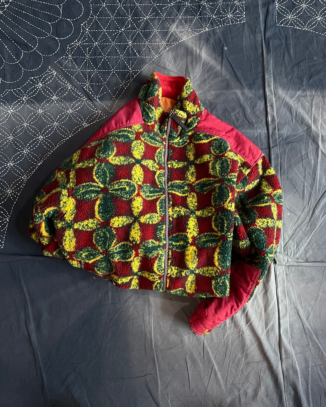 데상트 플리스 재킷 상품이미지1