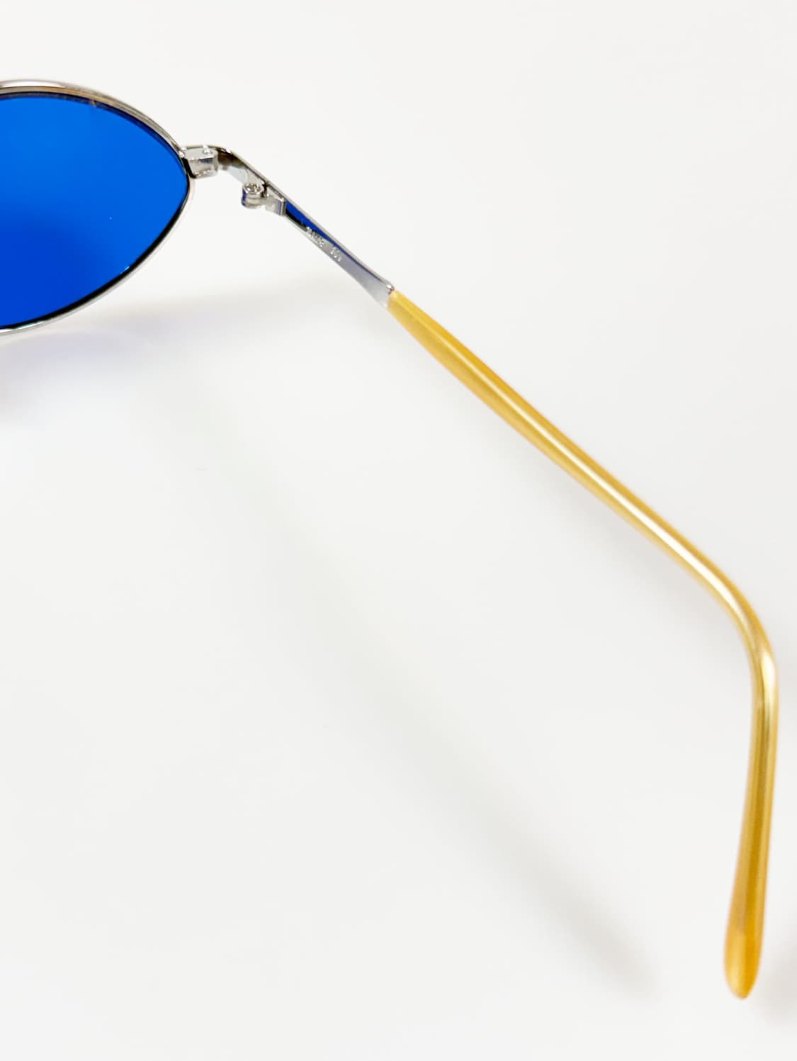 90s Nelly 실버메탈 슬림 오벌 프레임 빈티지 틴트 선글라스 상품이미지6