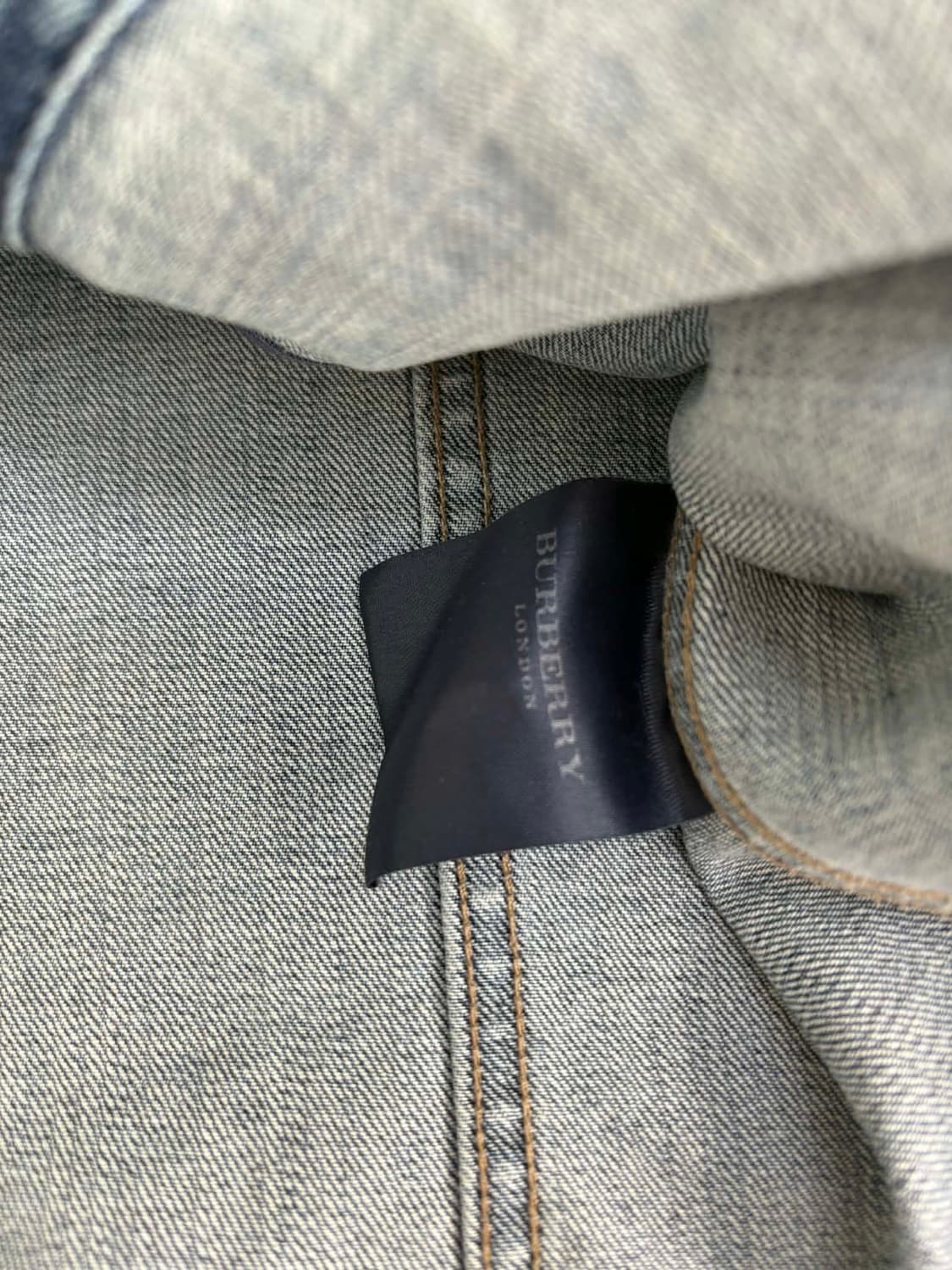 [4] 버버리 런던 노바체크 여성 데님 자켓 상품이미지5