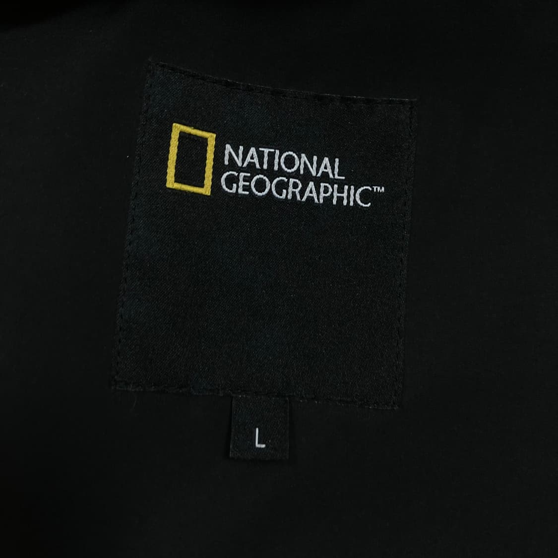 내셔널지오그래픽 와펜 로고 블랙 우븐 자켓 상품이미지4
