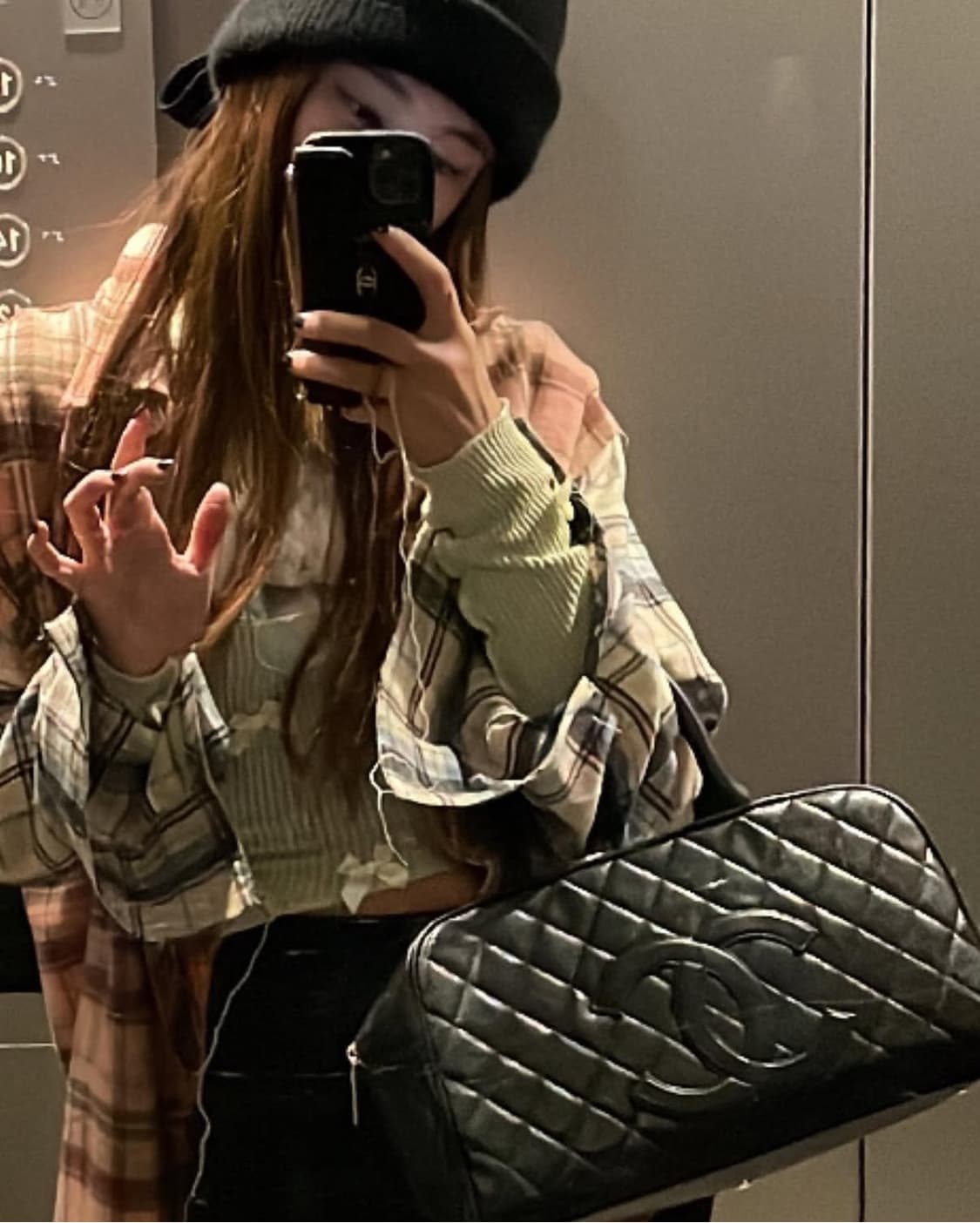 샤넬 제니 보스턴백 블랙 캐비어 상품이미지10