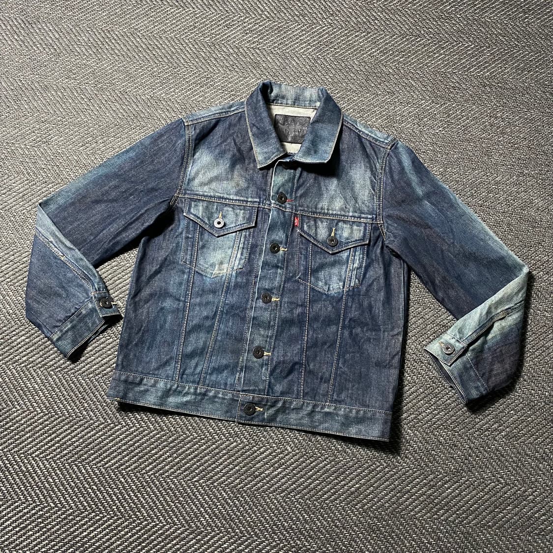 리바이스 레드룹 Y2K 생지 페이딩 워싱 데님자켓 XL 상품이미지4