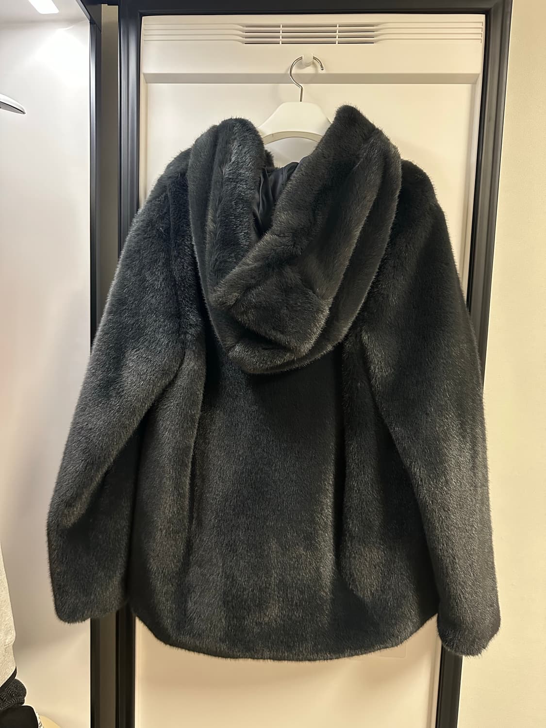 Burmula 버뮬라 후드 퍼 코트 네이비 상품이미지4