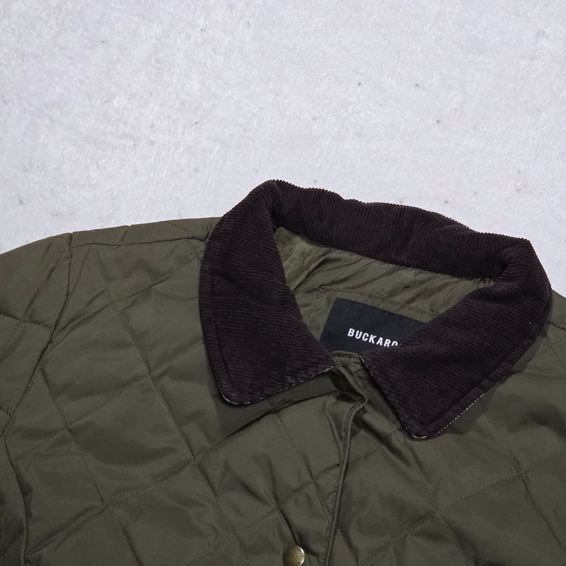 버커루 카키 누빔 덕다운 경량 패딩 자켓 상품이미지3