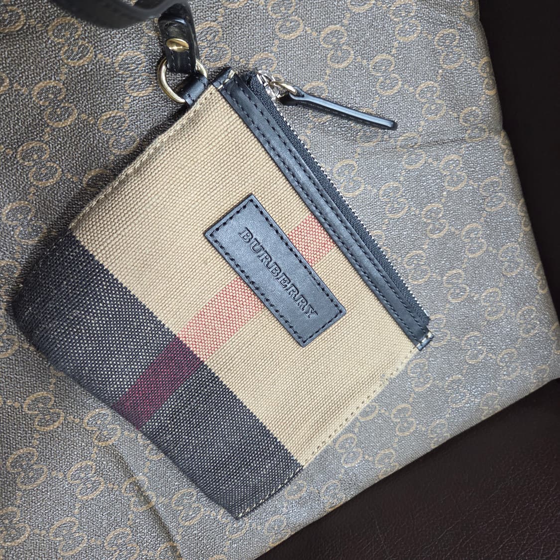 버버리 캔버스 호보백 상품이미지7