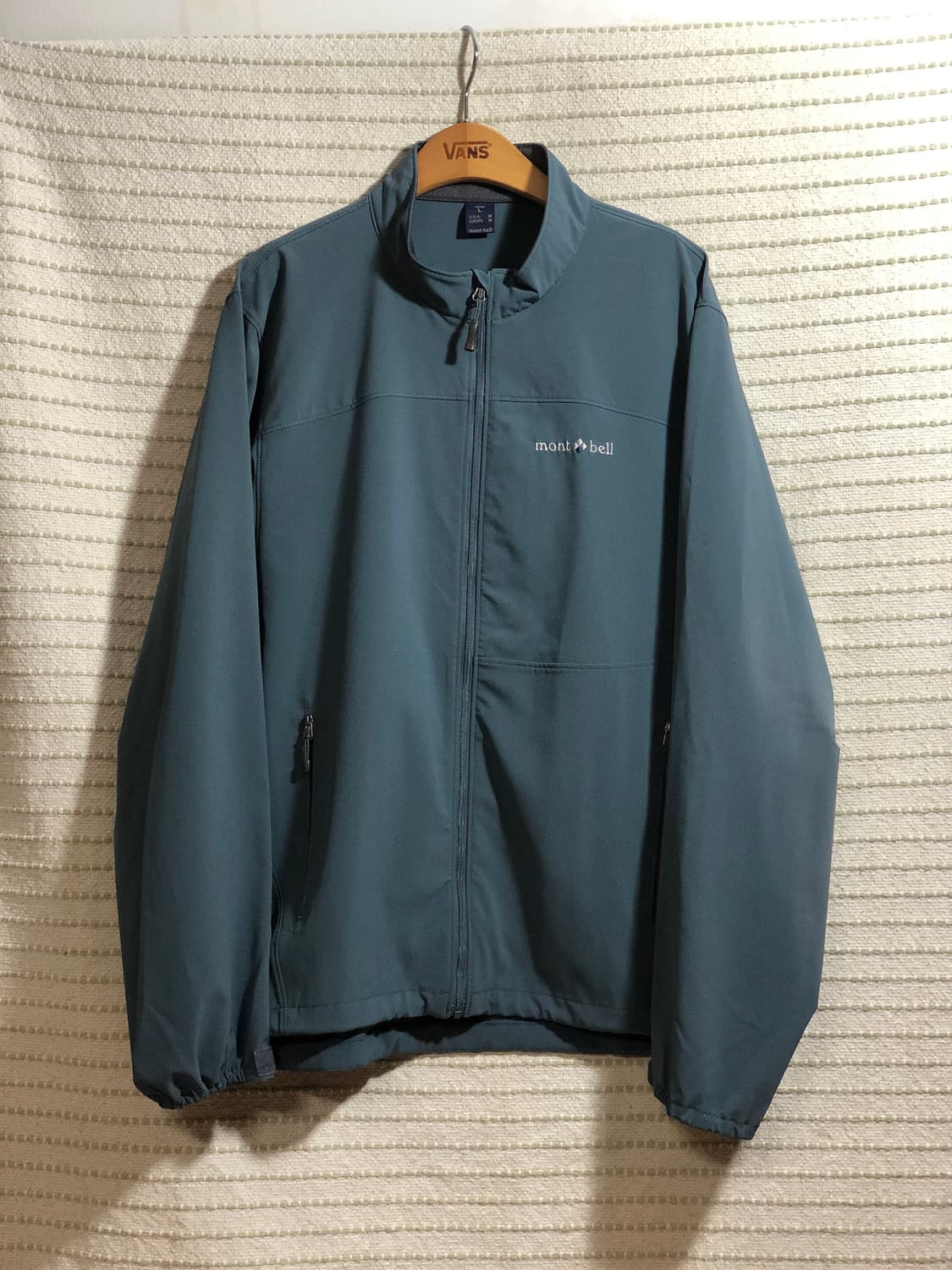 몽벨 빈티지 소프트쉘 바람막이 트레일러닝 등산 자켓 상품이미지1