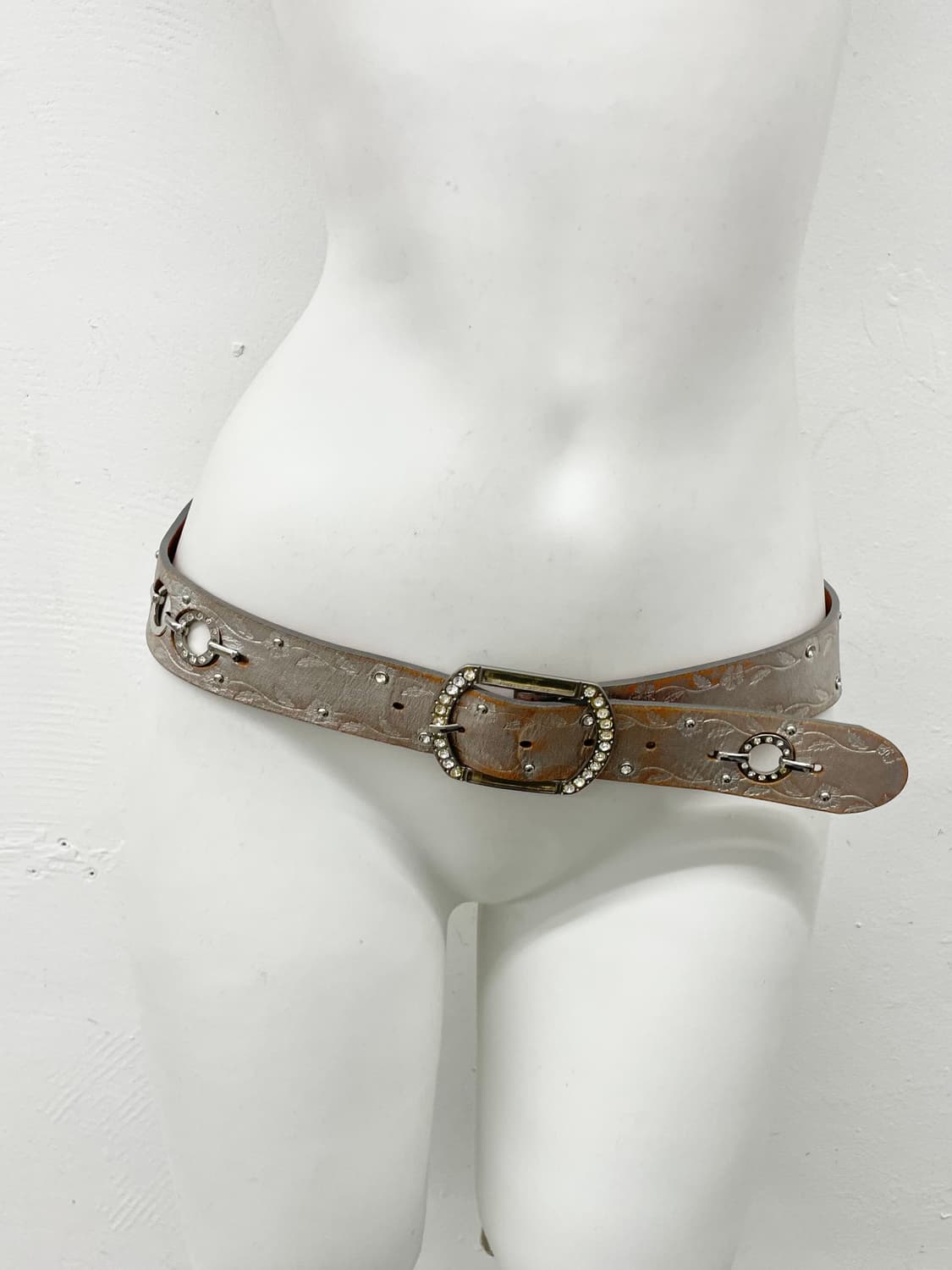 리얼레더 페어리 큐빅 펀칭 버클 벨트 상품이미지2