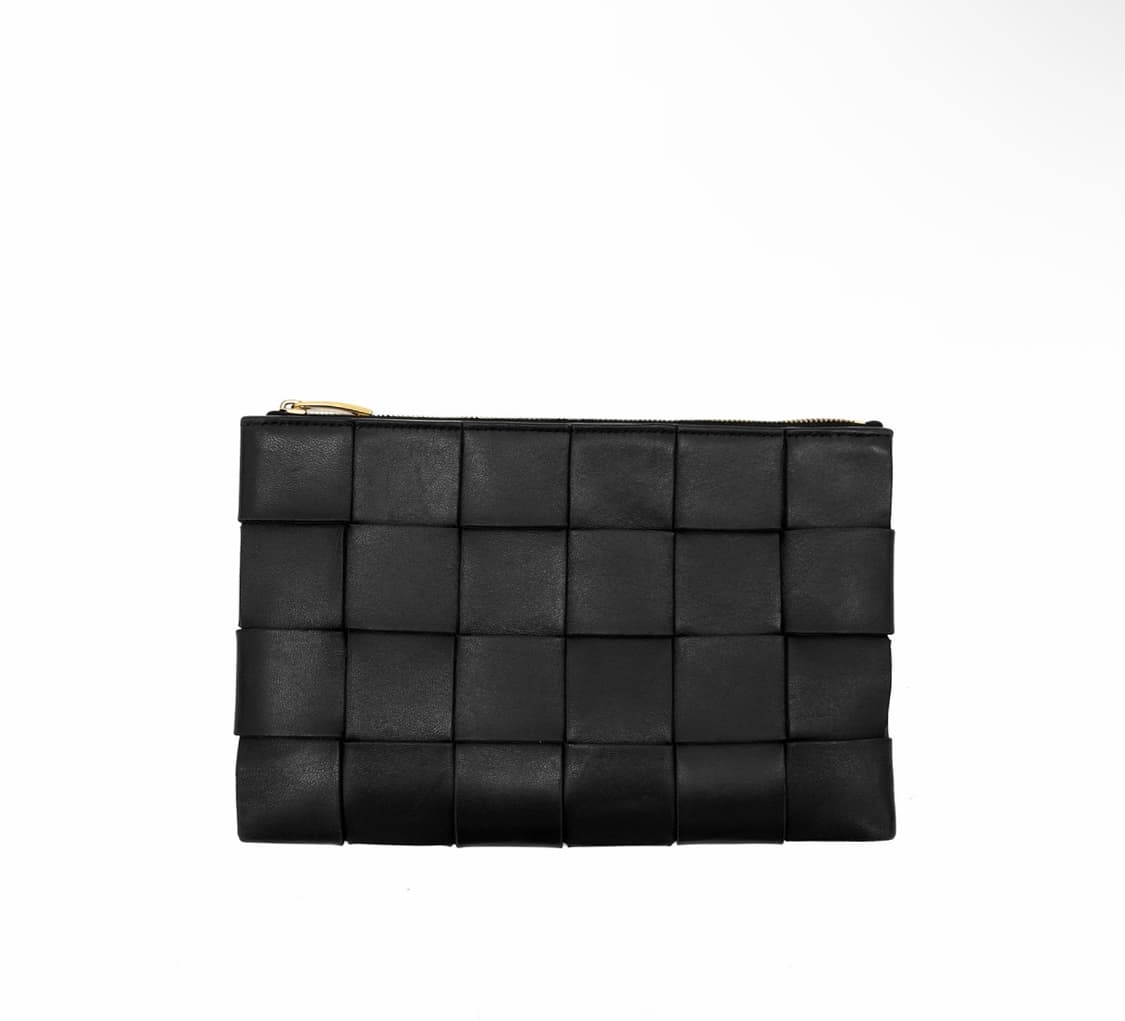 [S] 보테가베네타 인트레치아토 레더 카세트 클러치백 스몰 블랙 상품이미지1