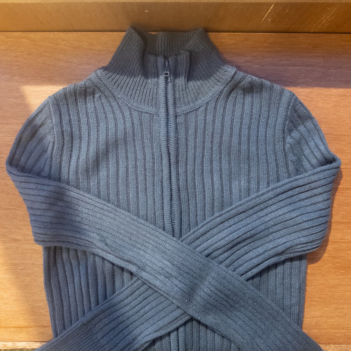 H&M 니트집업 상품이미지1