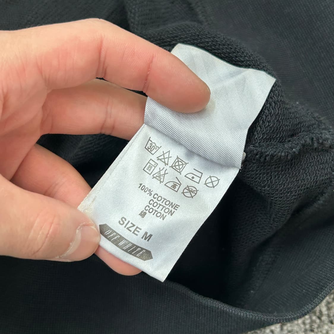 오프화이트 이글 자수 투웨이 후드 집업 상품이미지9