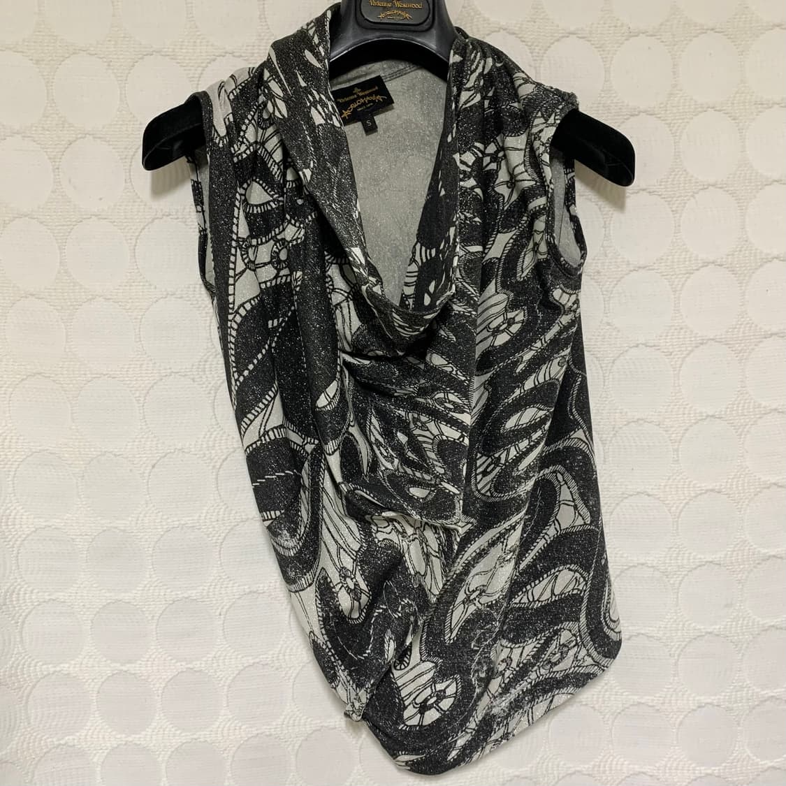 비비안 웨스트우드 드레이프 넥 슬리브리스 탑 상품이미지4