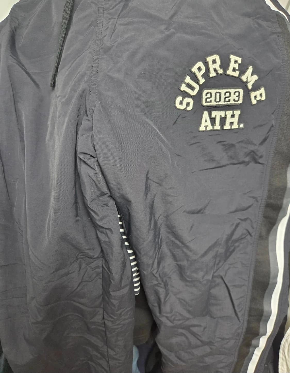 슈프림 아플리케 트랙 팬츠 블랙 L 상품이미지1