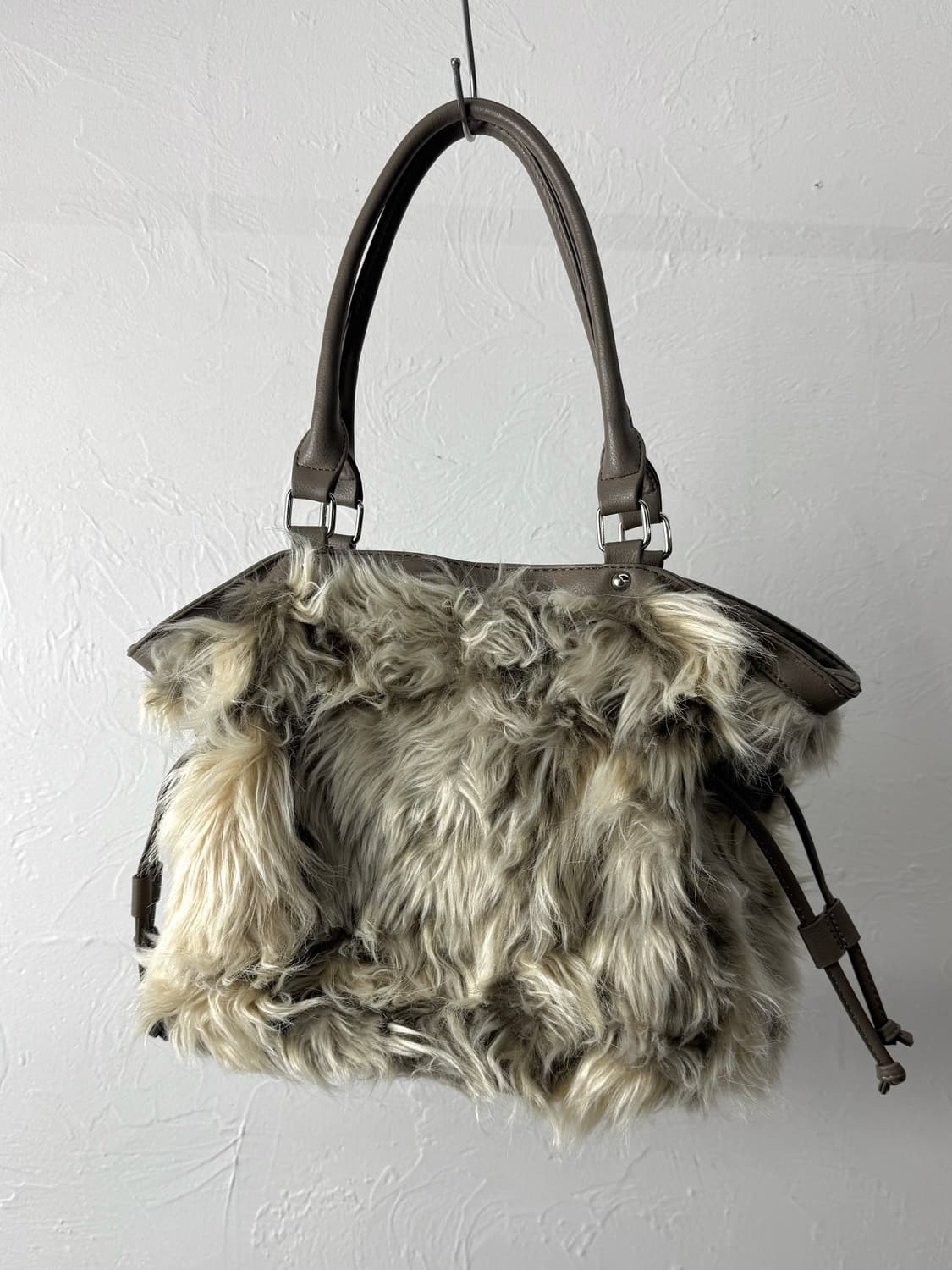 JPN 퍼 숄더백 상품이미지2