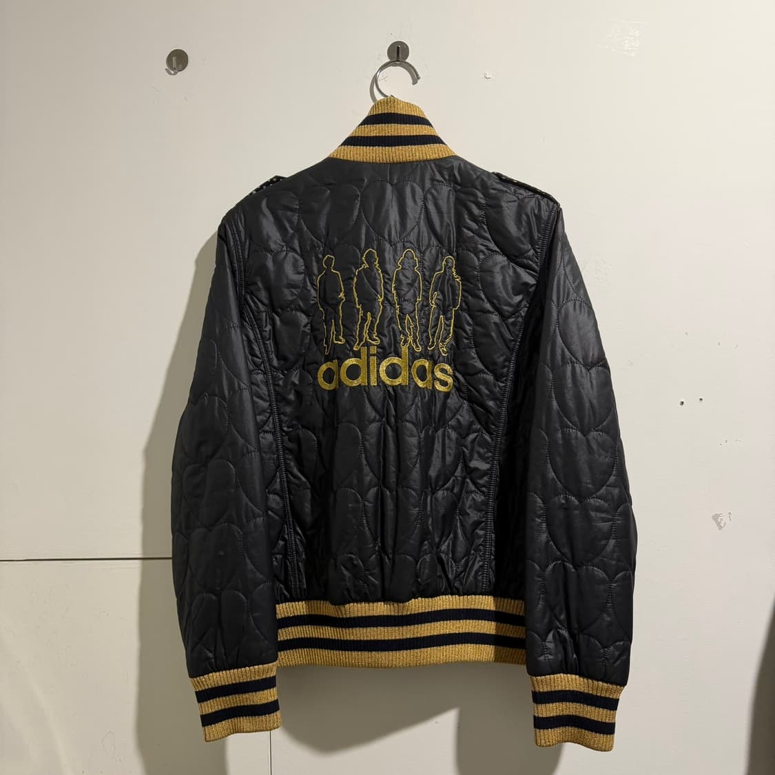 아디다스 블랙 퀄팅 자켓 상품이미지6
