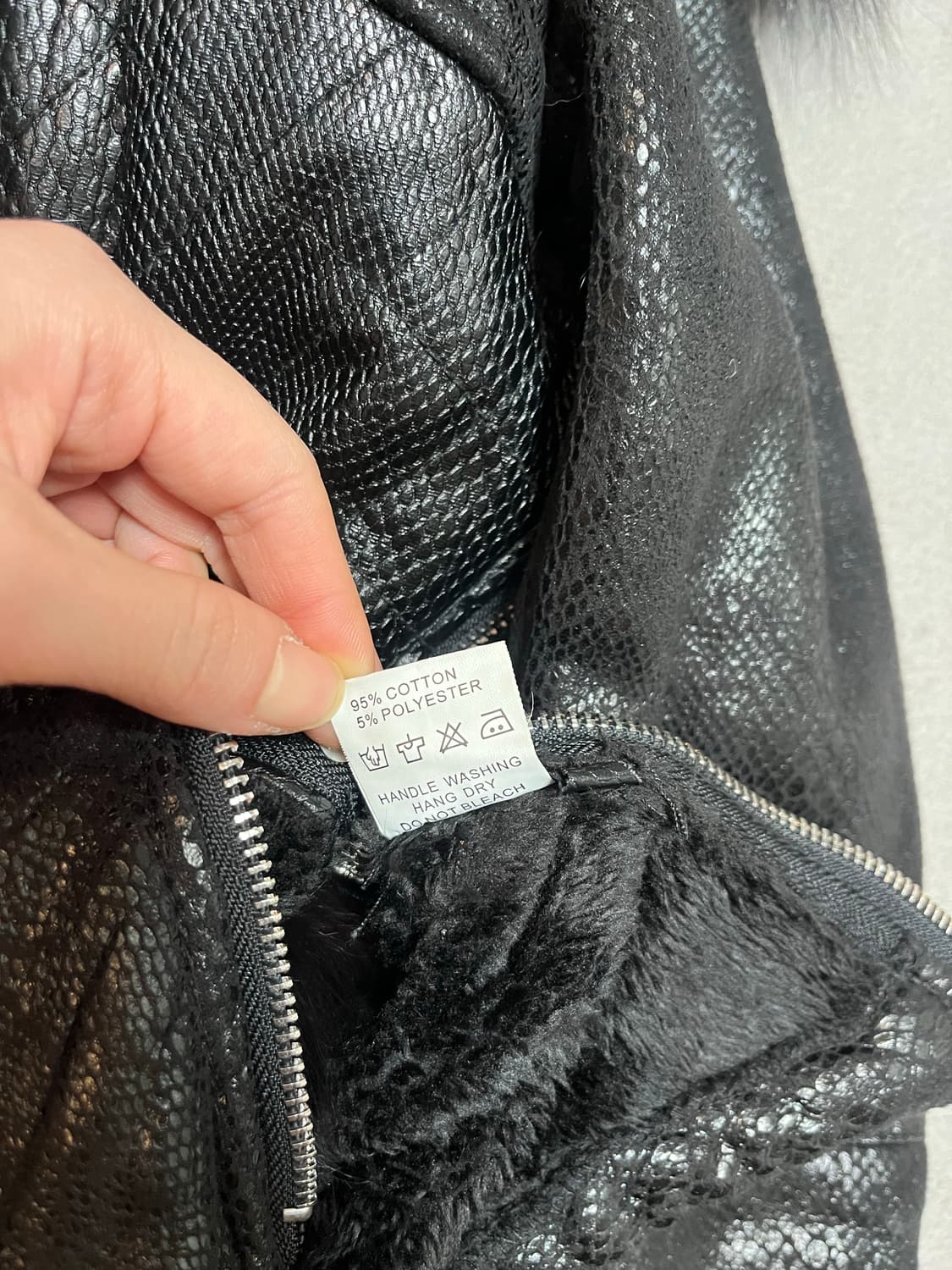 Shalang 파에톤 지퍼 디테일 무스탕 자켓 상품이미지8