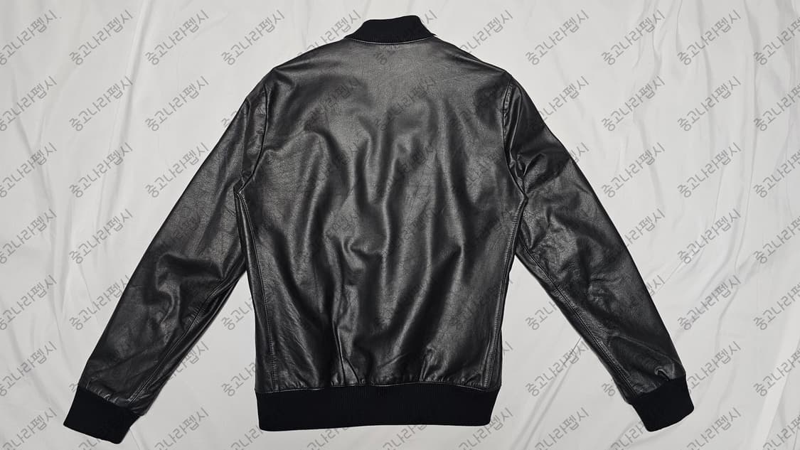 아디다스 퍼렐윌리엄스 가죽 트랙탑 상품이미지2