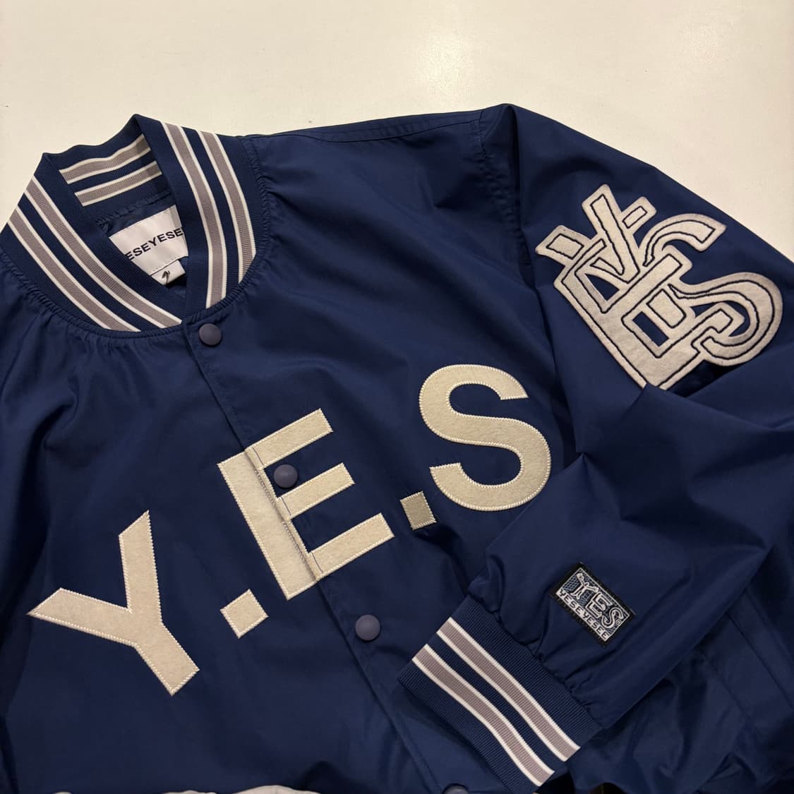 [M] 예시아이씨 YESEYESEE 네이비 바시티 자켓 E71 상품이미지3