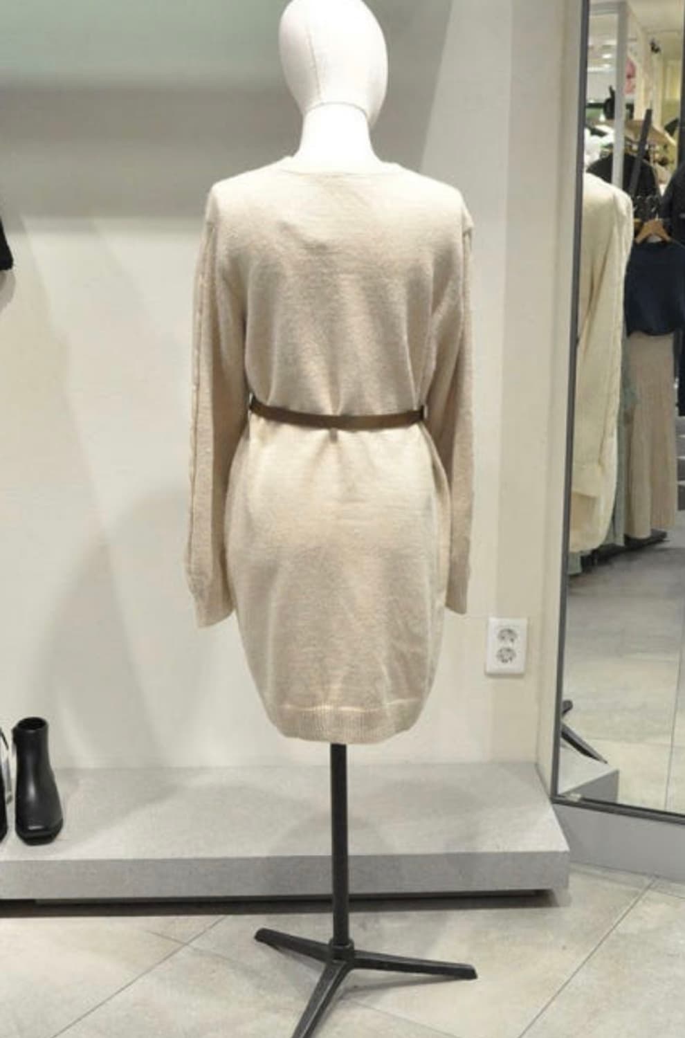 로엠 니트 원피스 상품이미지4