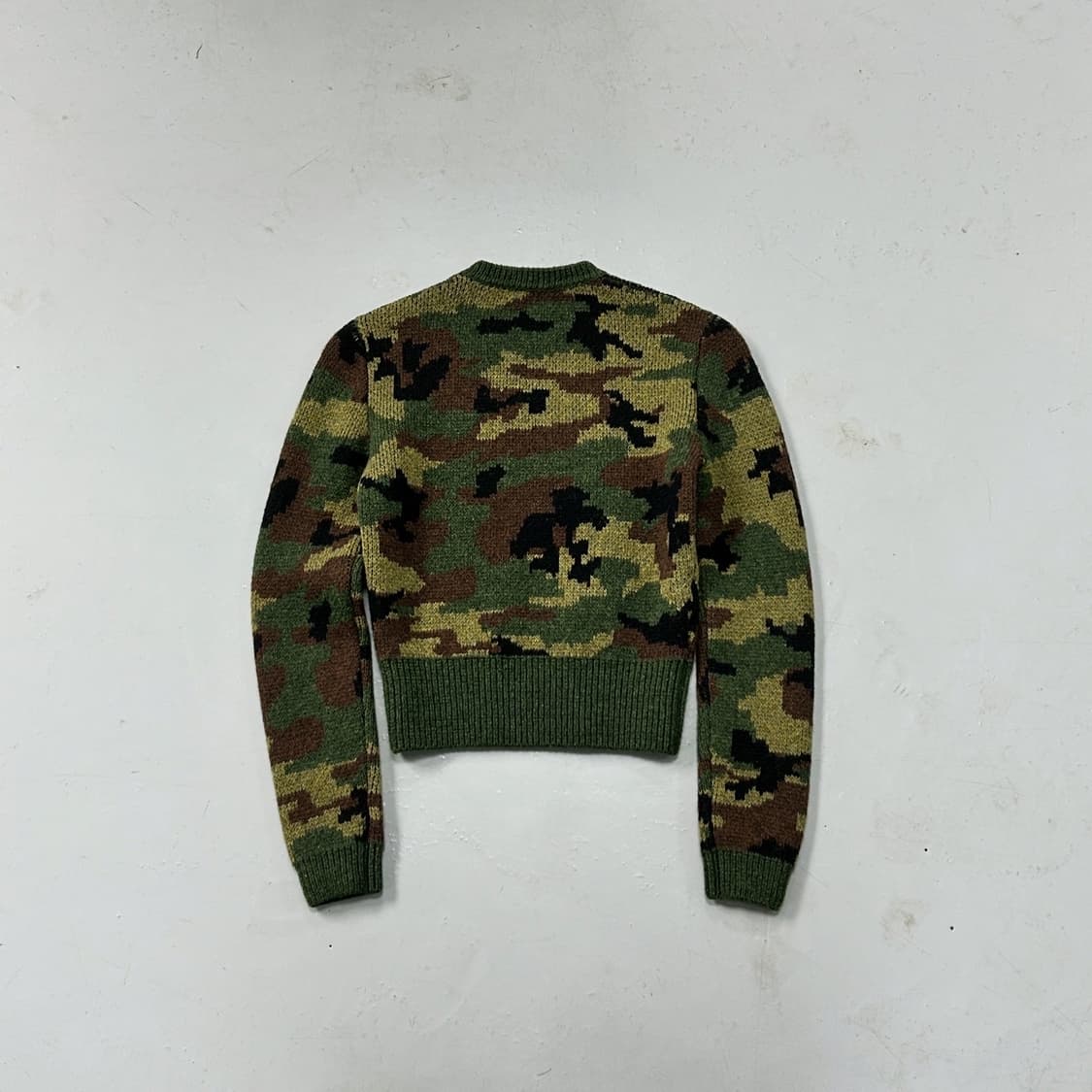 미우미우 19FW 런웨이피스 카모플라쥬 니트  상품이미지6