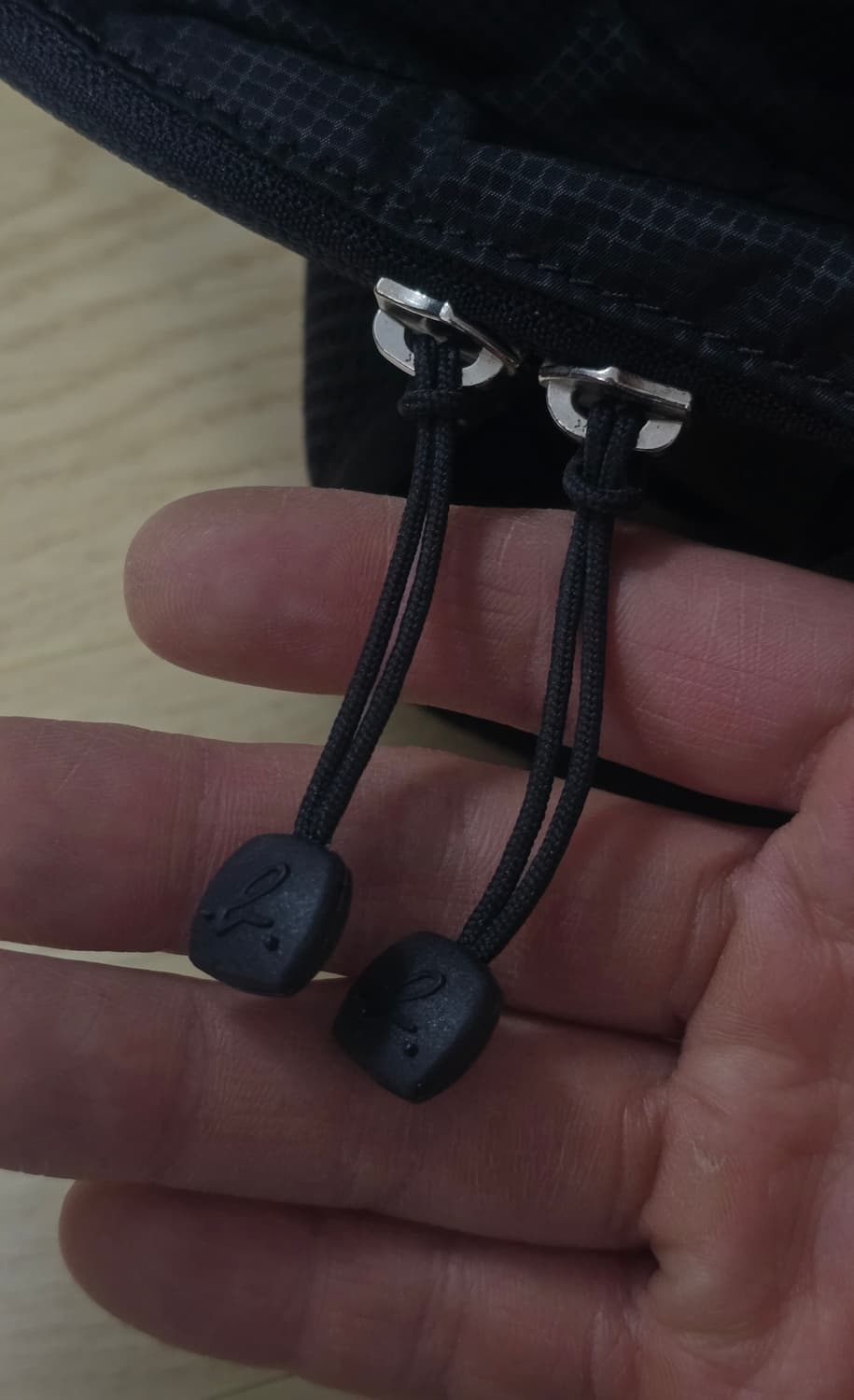 아네스베 나일론 경량 백팩 블랙 상품이미지5