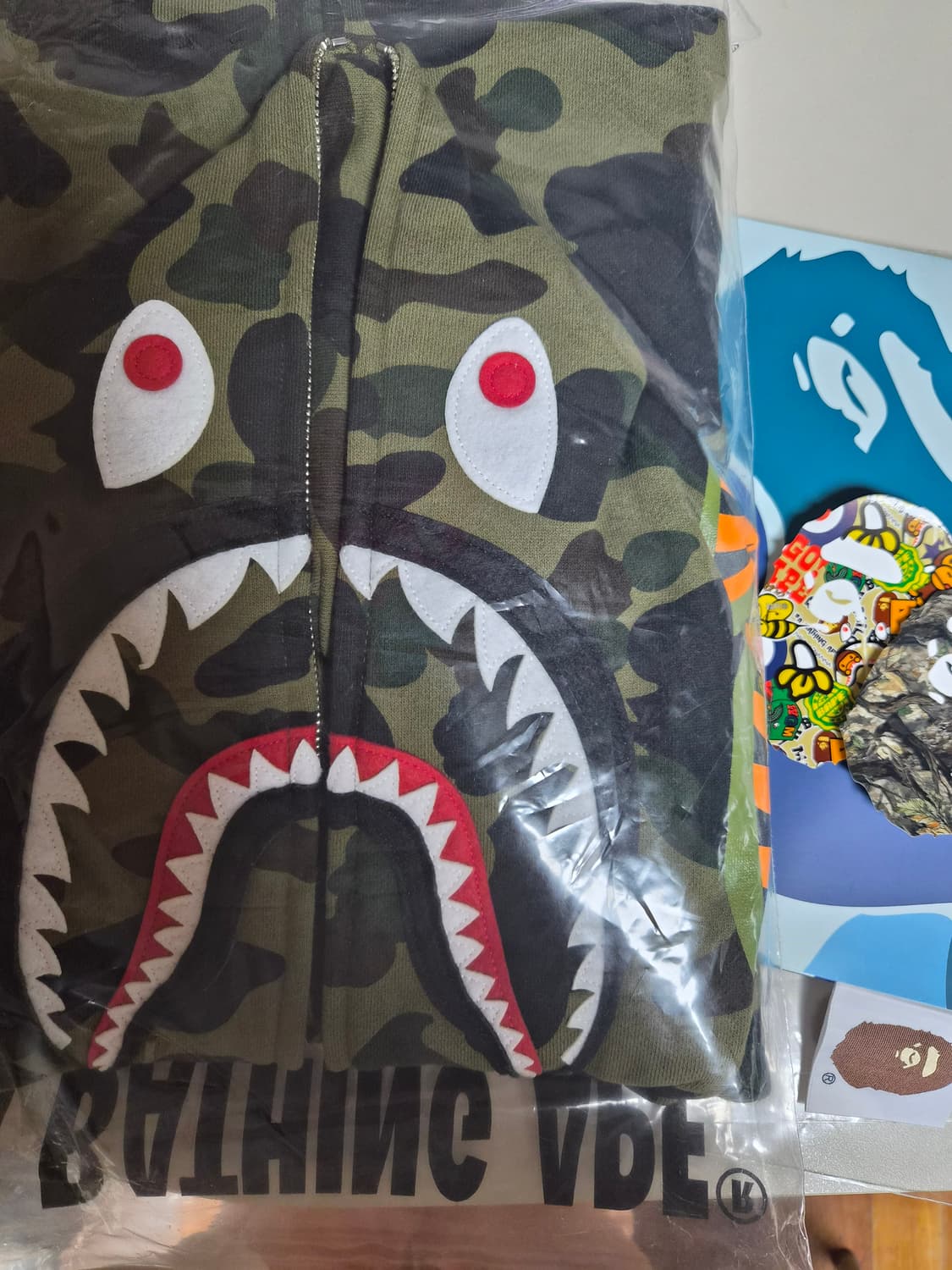 베이프 정품 M 퍼스트카모 샤크후드 녹계 그린카모 상품이미지2