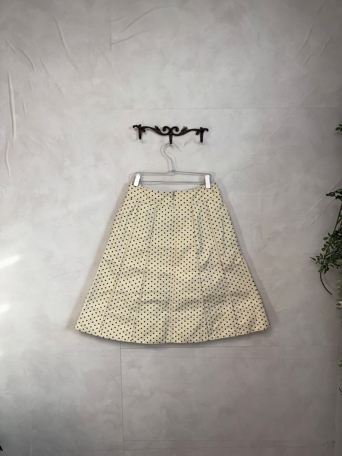 DKNY ivory dot pleats skirt 상품이미지3