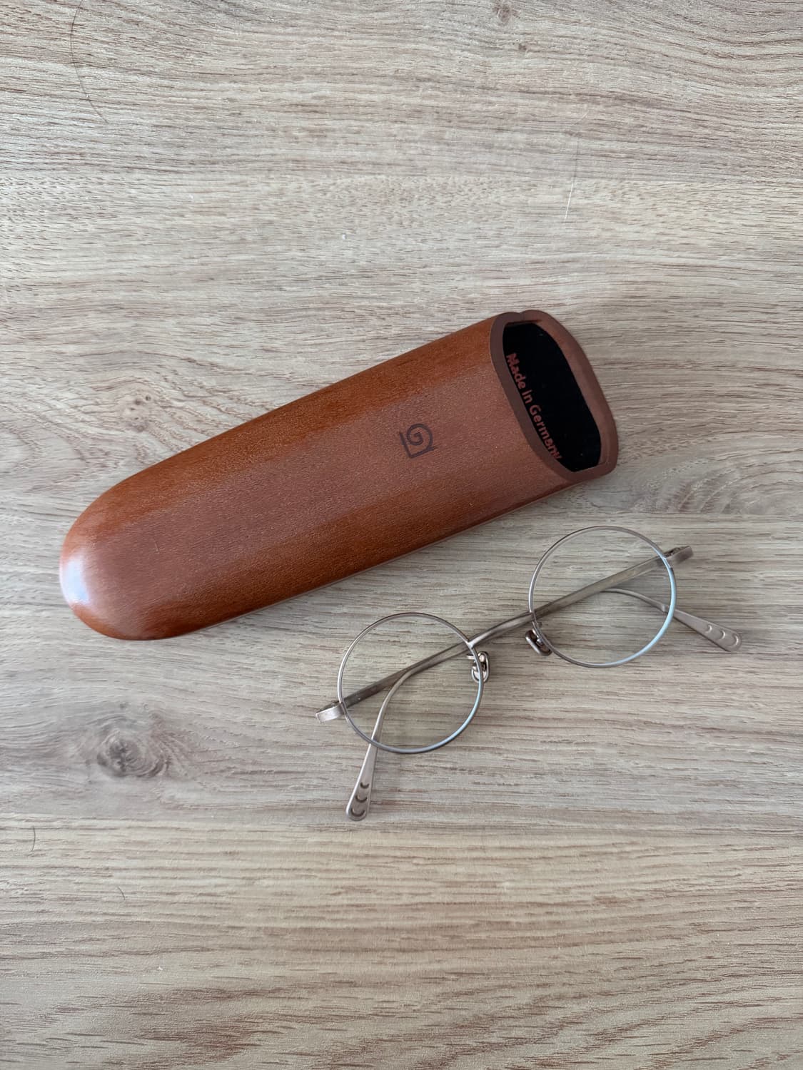 Gernot Lindner(제르놋 린드너) 실버 안경 팝니다 상품이미지1