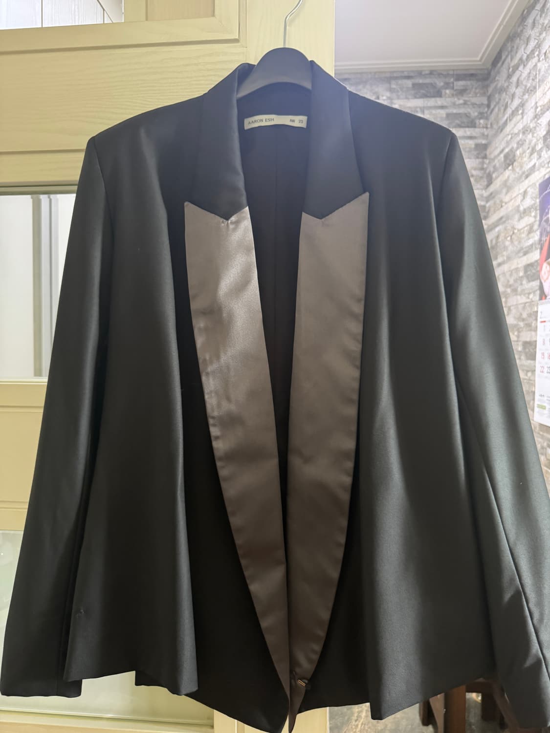 애런 애쉬 블랙 로우 라펠 블레이저 상품이미지3